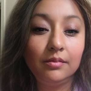 Meet your Posher, Violeta